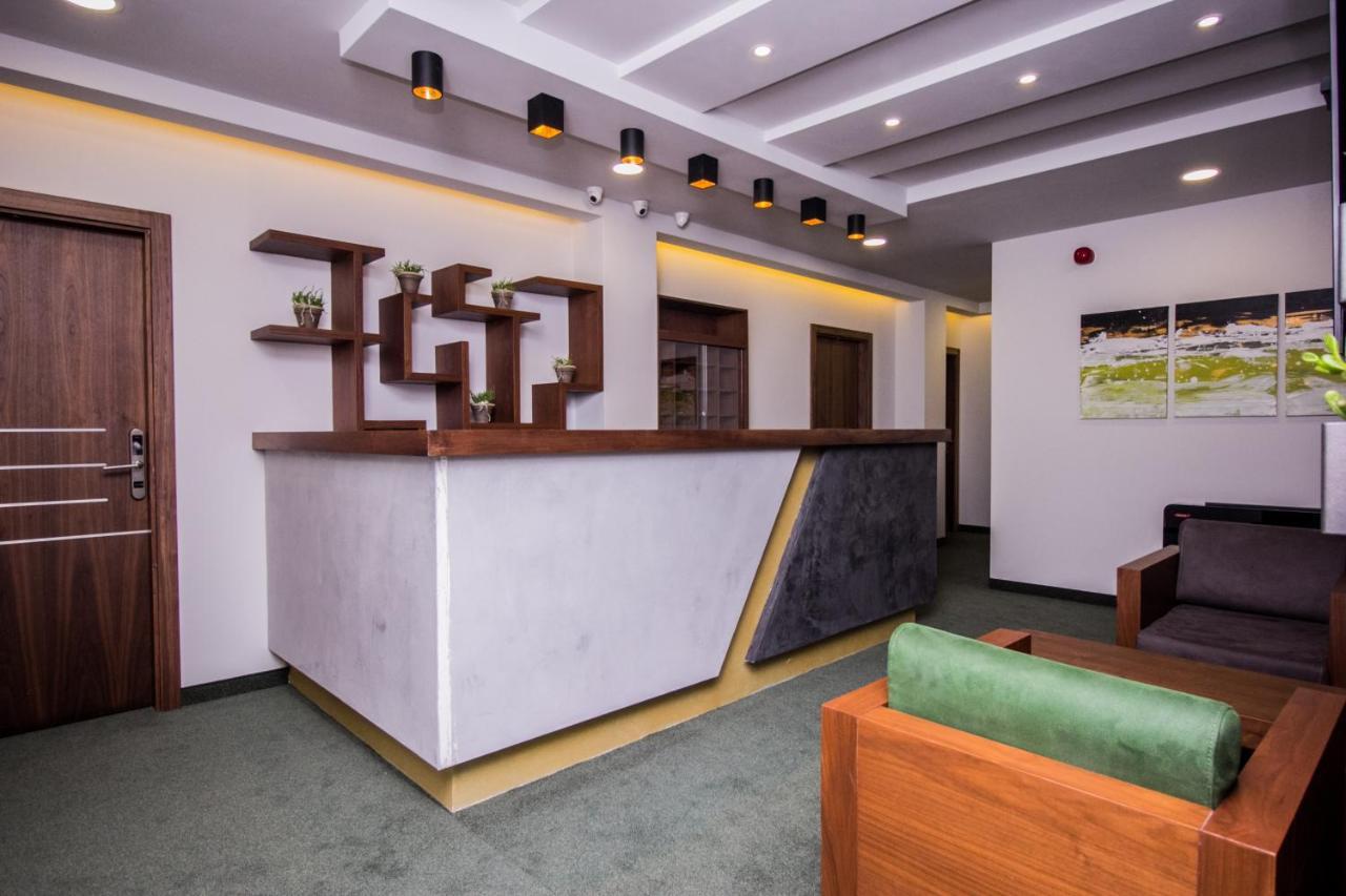 ستروغا Hotel Bograd - Apartments & Lounge Station المظهر الخارجي الصورة